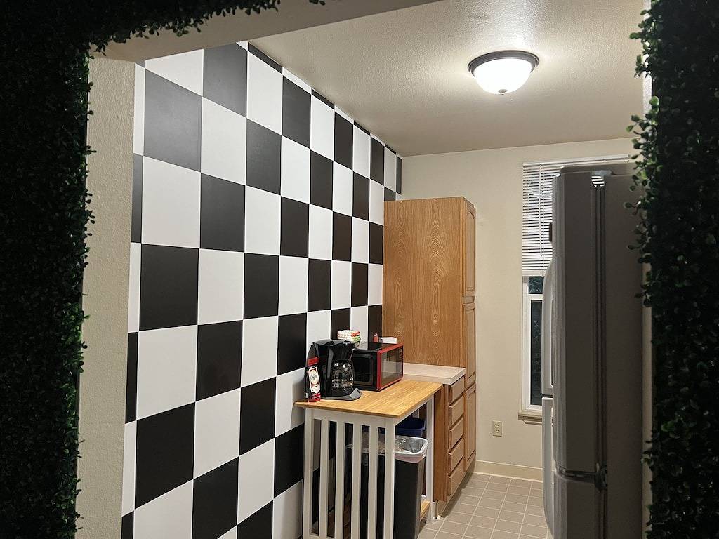 Ganze Wohnung, Alice- The Wonderland Experience in Salem (OR), Willamette Valley