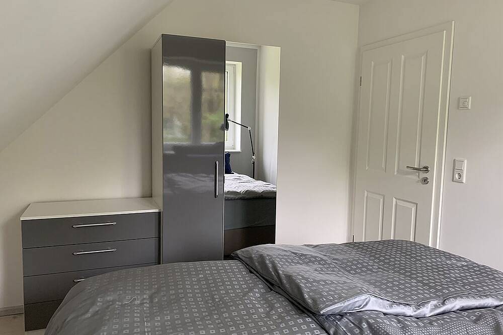 Ganze Wohnung, Vogelzug, Ferienwohnung in \"De Feerjenhusen\" am Haubarg von Vollerwiek in Vollerwiek, Eiderstedt