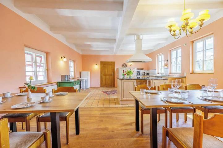 Burg Großbodungen - Ferien im Schloß - Familien & Gruppen mitten in Deutschland in Am Ohmberg, Nordthüringen (Deutschland)
