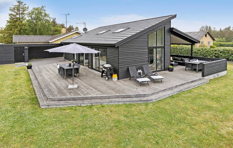 Vacation rental for 6 people, with Terrace and Yard in Bornholm