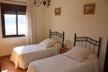 Apartamento para 5 Personas en Viñuela, Provincia de Málaga, Foto 2