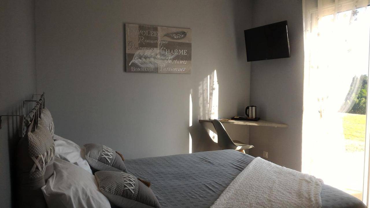Double Room in Marcillac-Saint-Quentin, Périgord Noir