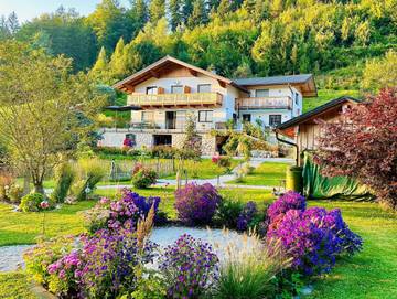Ferienwohnung für 2 Personen, mit Ausblick und Seeblick sowie Garten in Sankt Wolfgang im Salzkammergut