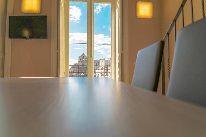 Appartement de vacances pour 3 personnes, avec Balcon ainsi que Terrasse et Vue à Lentini