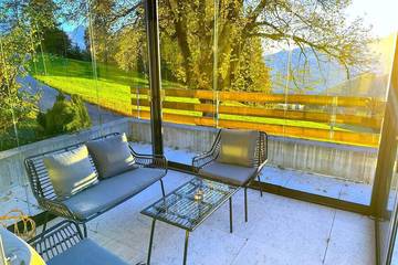 Chalet für 10 Personen, mit Sauna und Balkon sowie Garten im Berner Oberland
