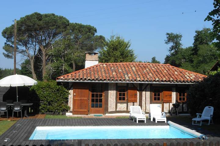 Ferme pour 4 personnes, avec terrasse et jardin, animaux acceptés dans les Landes
