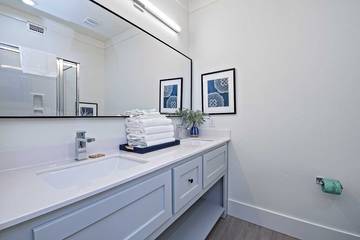 Vacation House for 30 Guests in Gulf Shores, Mobile Bay, Picture 4