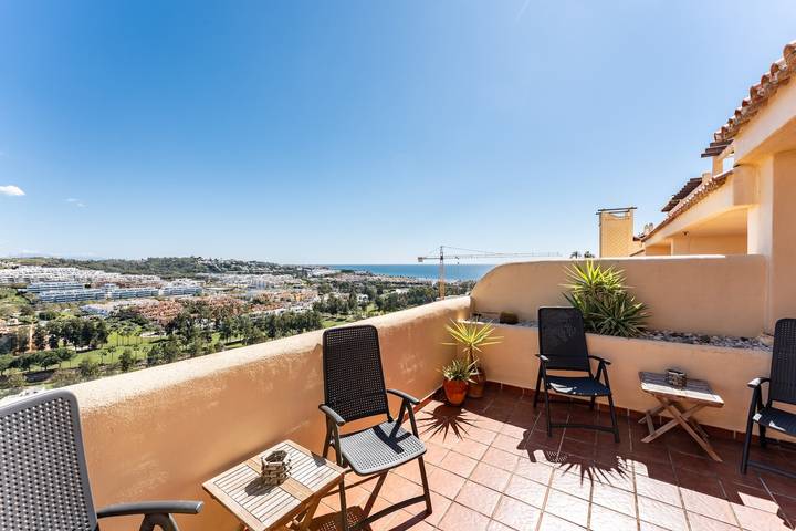 Entire apartment, Apartment 'Las Terrazas' with Sea View, Wi-Fi and Air Conditioning in La Cala de Mijas, Mijas