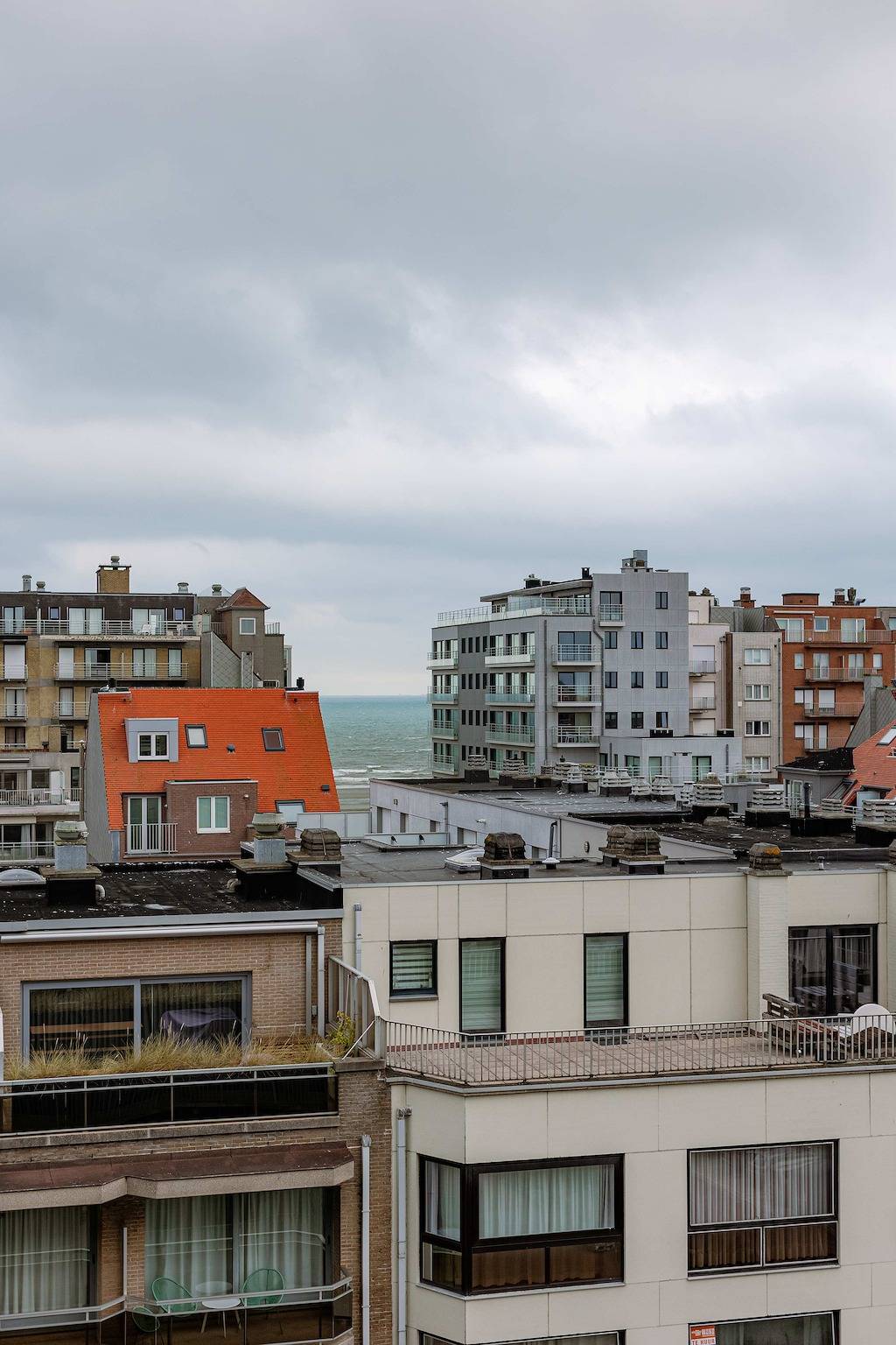 Ganze Wohnung, Bright Modern Apartment with Sea Views in Nieuwpoort, Belgische Küste