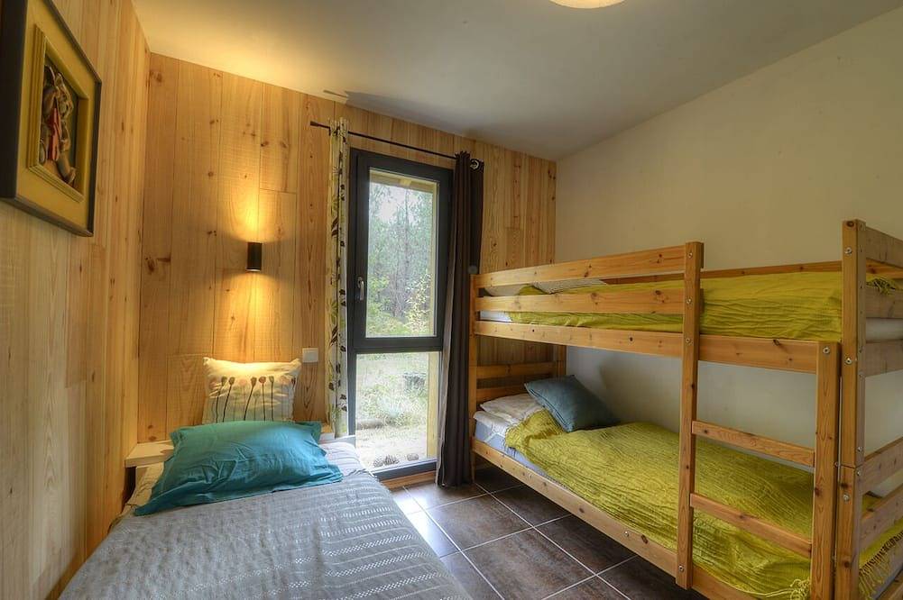 Der Cabanon im Wald 6 km von den Stränden entfernt in Vielle-Saint-Girons, Côte d’Argent