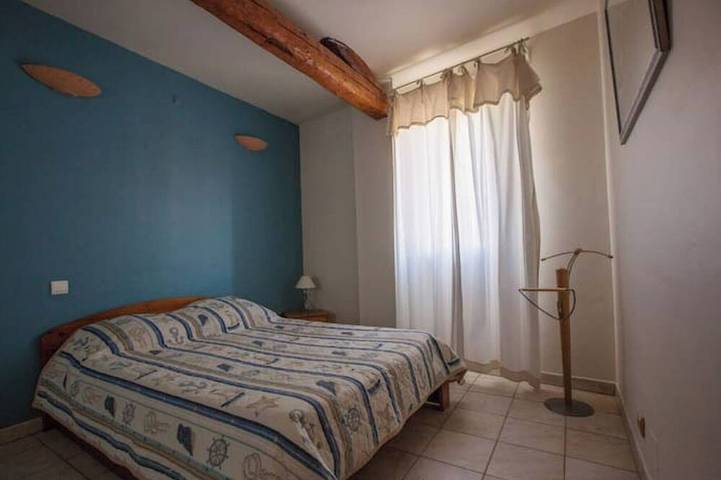 Location de vacances pour 4 personnes, avec jacuzzi ainsi que piscine et jardin à Châteauneuf-de-Gadagne - 3