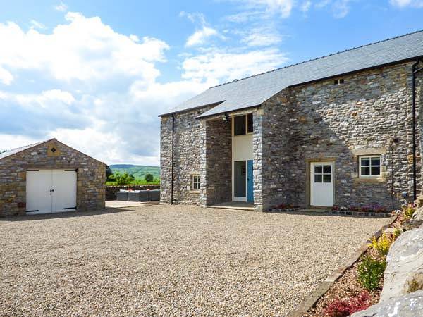 Cottage for 11 people, with garden in Ribble Valley