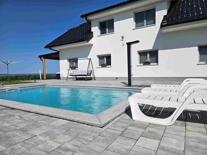 Villa mit pool für 14 Personen, mit Garten und Pool sowie Sauna und Ausblick, mit Haustier in Slowenien - 3