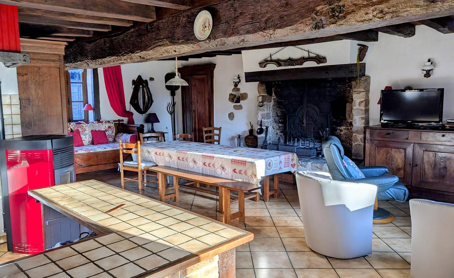 Les Rebras in Saint-Sulpice-les-Feuilles, Bellac region