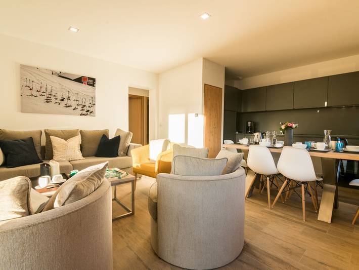 Chalet pour 6 personnes, avec balcon/terrasse et terrasse, adapté aux familles à Praz-sur-Arly