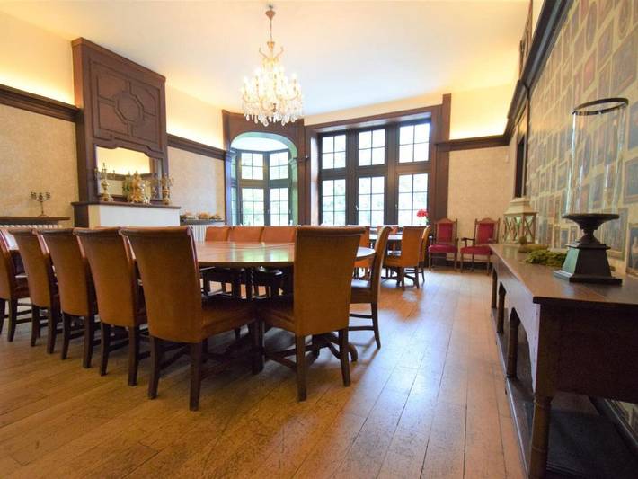 Villa pour 30 personnes, avec sauna ainsi que jacuzzi et jardin, animaux acceptés à Spa - 3