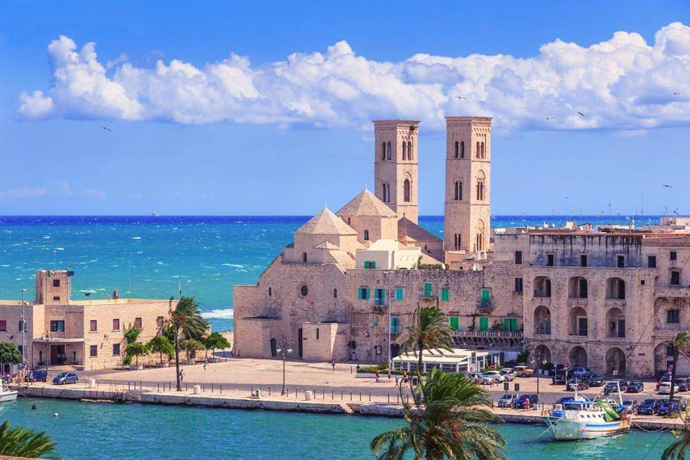 Comfort Triple Room with Shower in Molfetta, Provincia di Bari