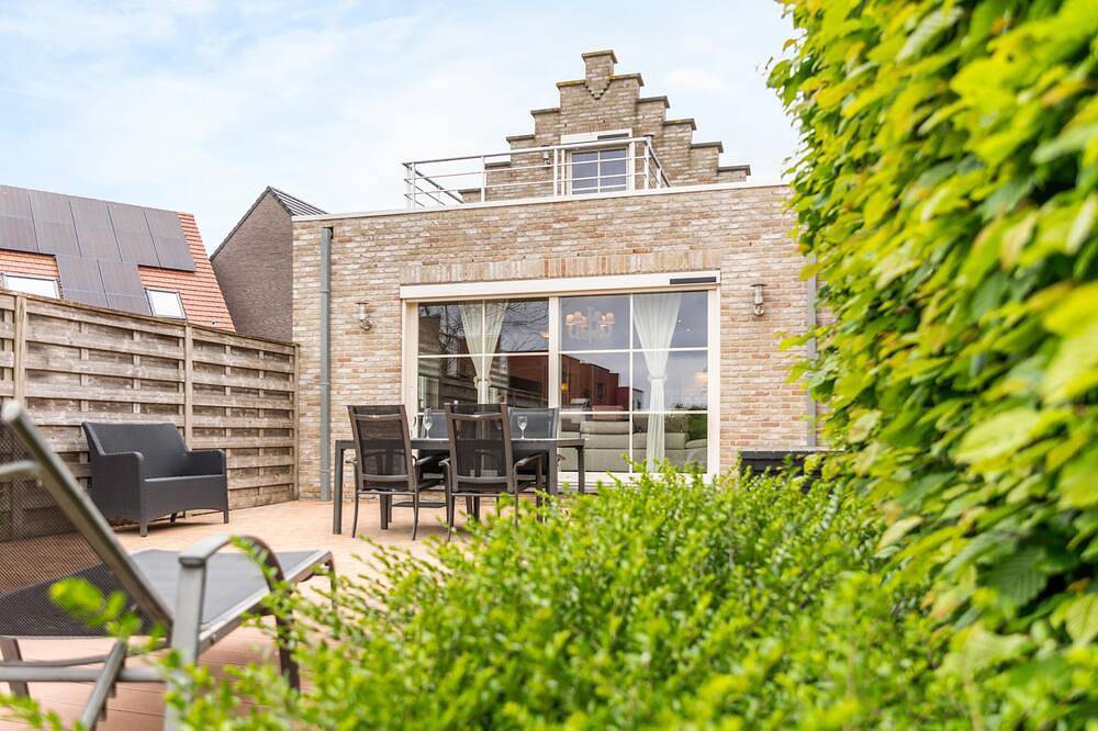 Charmantes Ferienhaus mit großem Privatgarten in Nieuwpoort, Belgische Küste