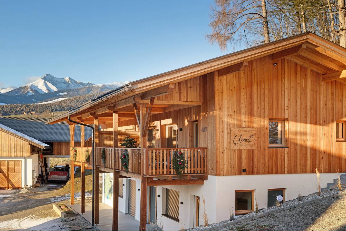 Ganze Wohnung, Ferienwohnung 'Schlossblick' mit Bergblick, privater Terrasse und Wi-Fi in Rodeneck, Dolomiti Superski