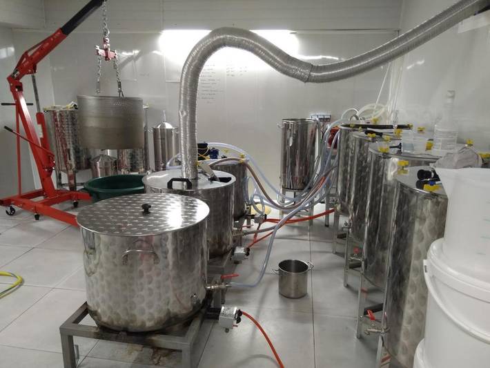 Location de vacances pour 6 personnes, avec piscine ainsi que jardin et vue à Parigné - 3