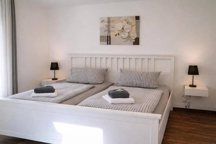 Ferienhaus für 4 Personen, mit Terrasse und Seeblick in Schwielochsee - 2