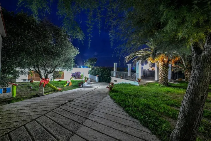 Two-Bedroom House in Marina di Peschici (Peschici), Valle Clavia