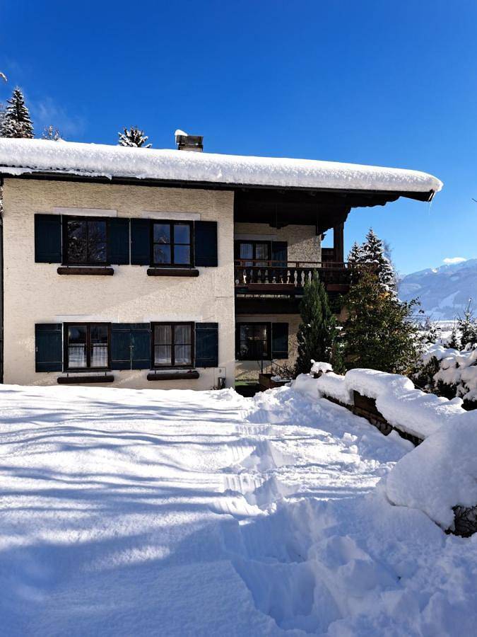 Apartament wakacyjny dla 4 osób, z ogród i widok w Zell am See