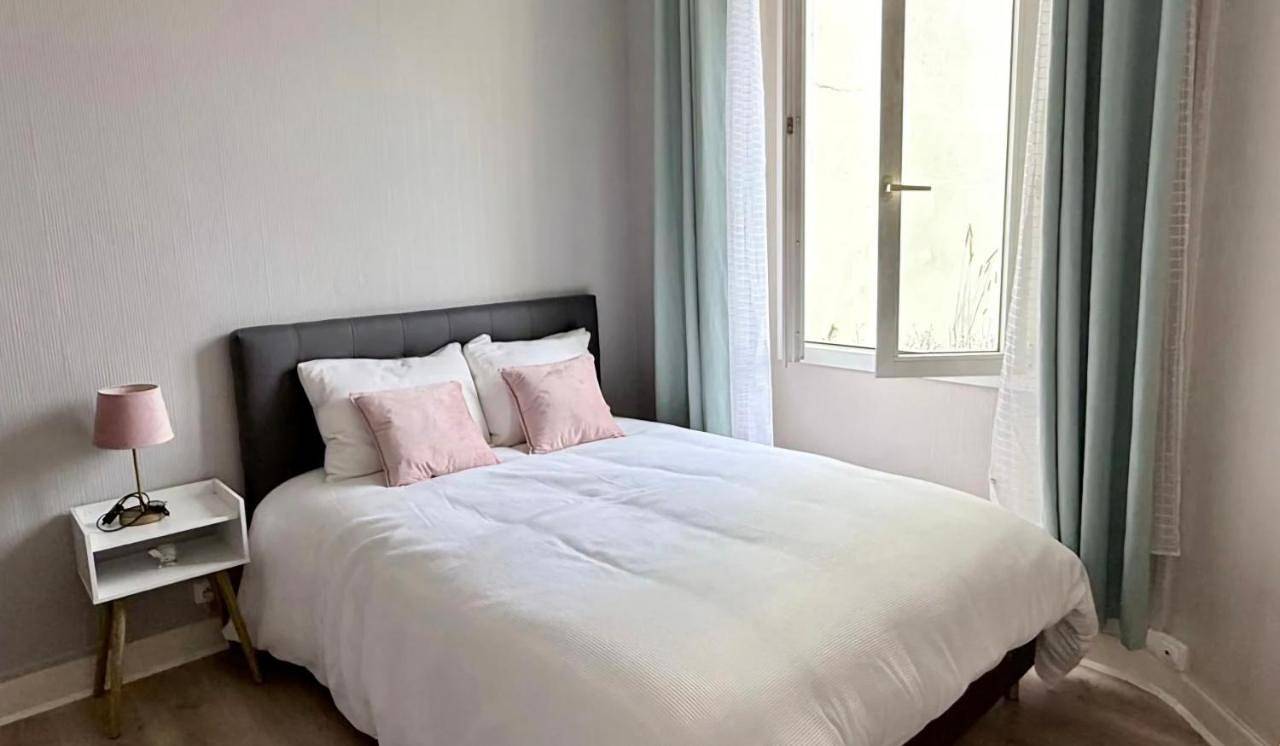 Chambre avec Salle de Bain Privative in Tarbes, Hautes-Pyrénées