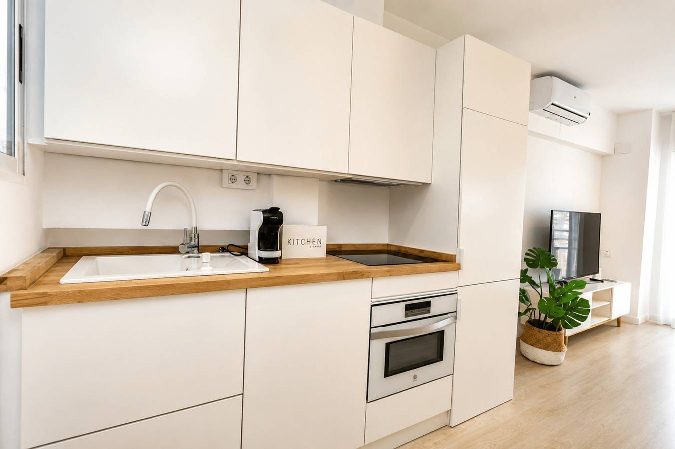 Appartement entier, Appartement de vacances pour 3 personnes avec balcon in Platja les Oliveres (Cullera), Cullera