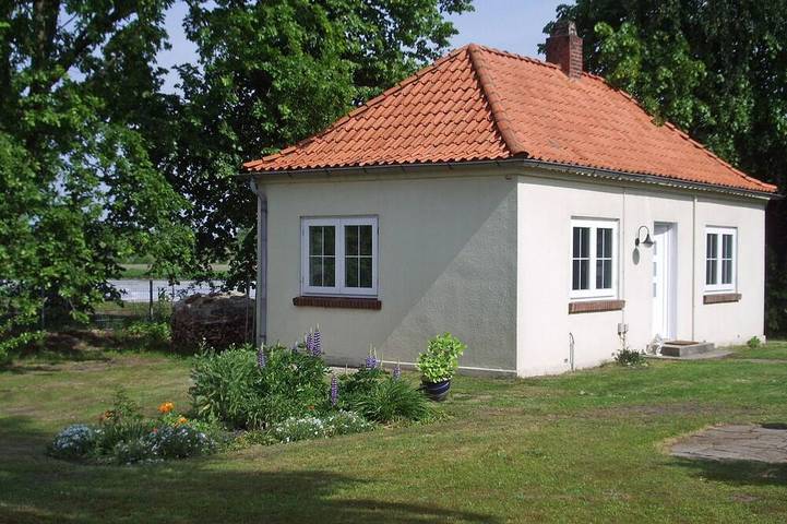 Ferienhaus für 4 Personen, mit Terrasse und Garten in Bardowick