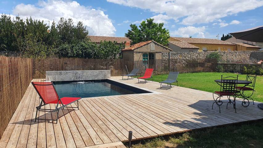 Gîte für 15 Personen, mit Terrasse und Garten sowie Pool in Salles-d'Aude