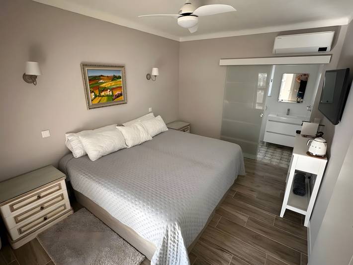 Room for 2 people, with garden - 1