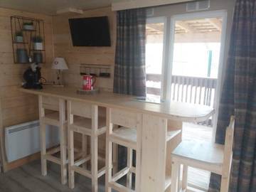 Gîte pour 4 personnes, avec jardin et vue à Ugine