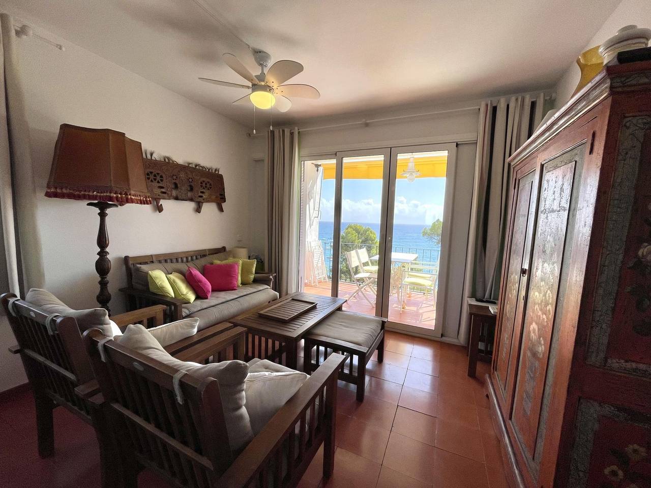 Geheel appartement, 4-bedroom apartment in Calella with terrace and pets allowed in el Port Pelegri (Palafrugell), Palafrugell