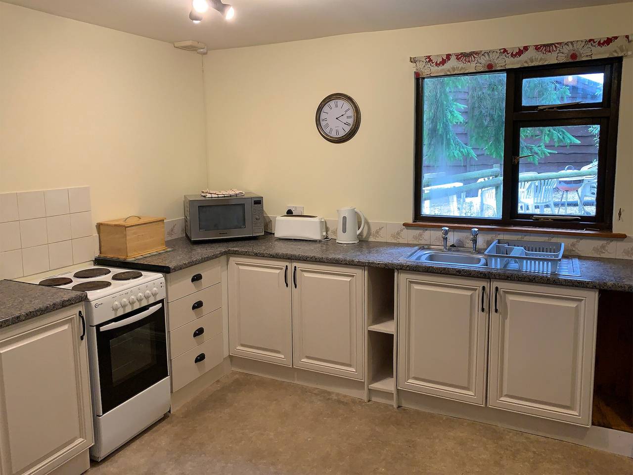 Sycamore Lodge - Uk38193 in Wiltshire