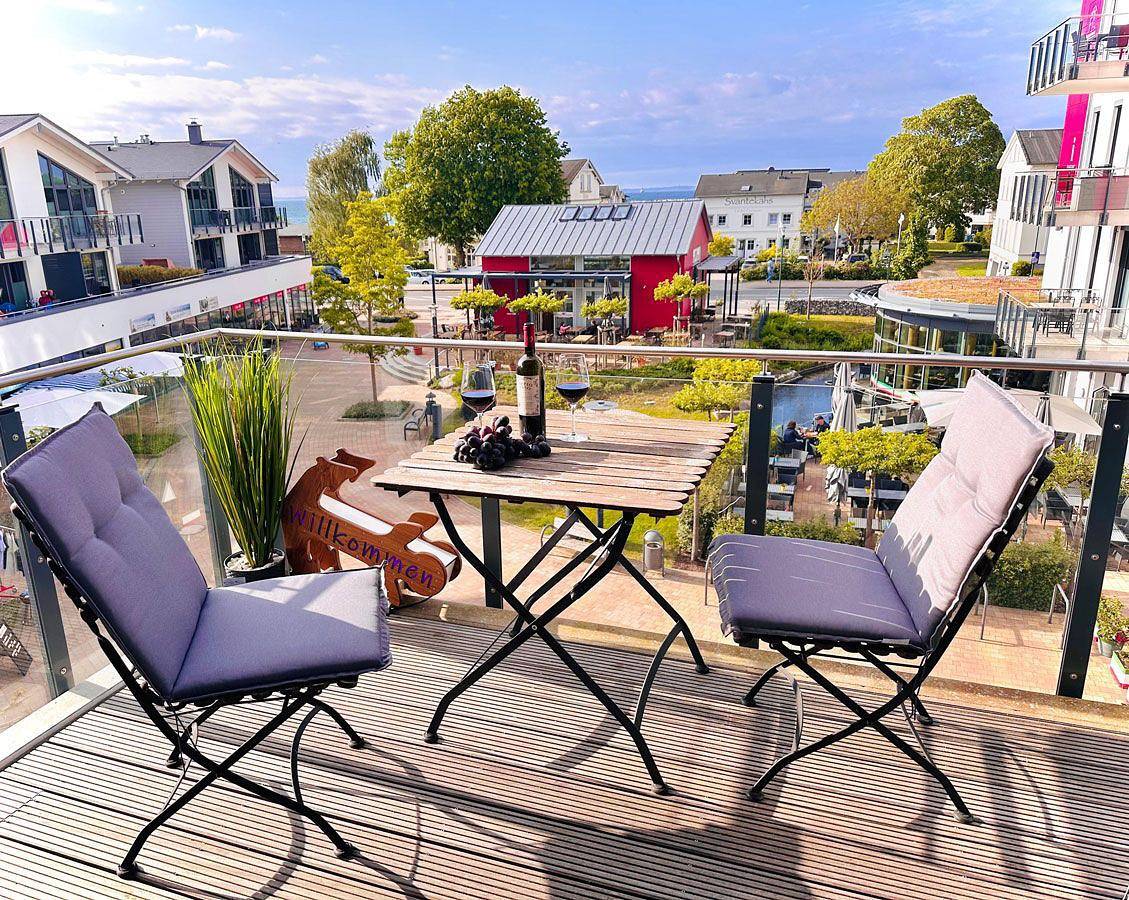 Apartamento entero, Nur 200m zum Sandstrand, Meerblick, Wlan, bis 4 Personen mit Terrasse und Sauna in Hauptstrand Glowe, Glowe