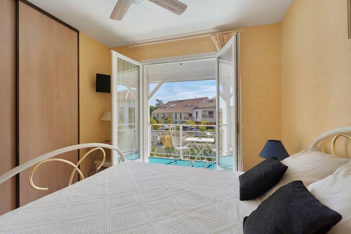 Bed and Breakfast „Chambre Christy – Chez Claudine“ mit Balkon und Wlan in Le Teich, Arcachon und Umgebung