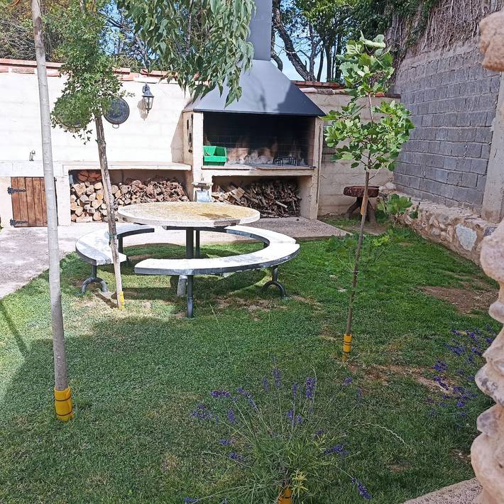 Chalet para 14 personas, con piscina para niños y jardín en Aragón - 2