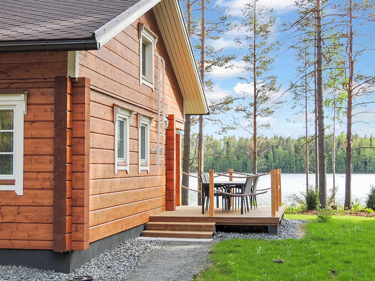 Nesterin helmi in Pielinen