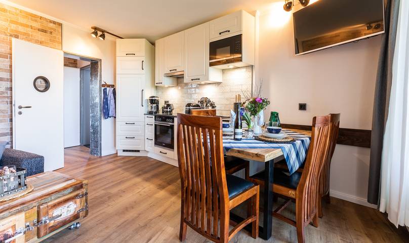 Ferienwohnung für 4 Personen, mit Ausblick und Garten sowie Pool und Sauna in Geltinger Bucht