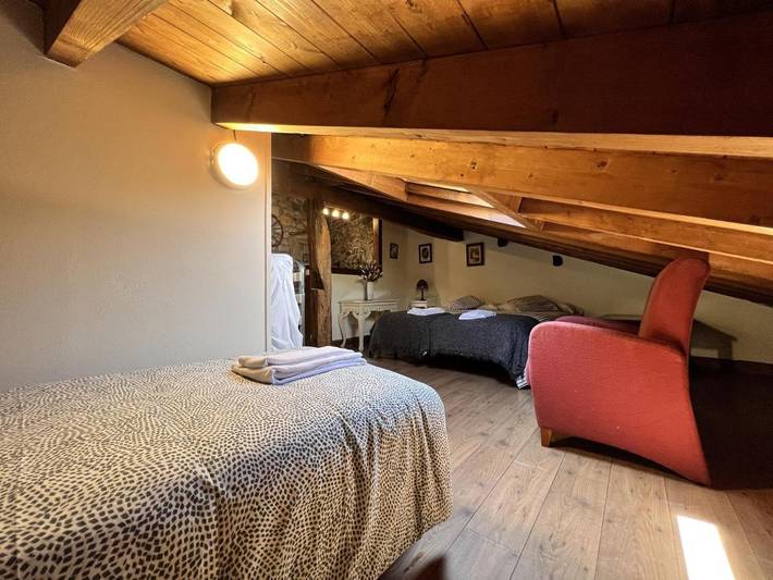 Casa rural para 20 personas, con vistas además de jardín y vistas al lago, Se admiten mascotas en Campoo - 4