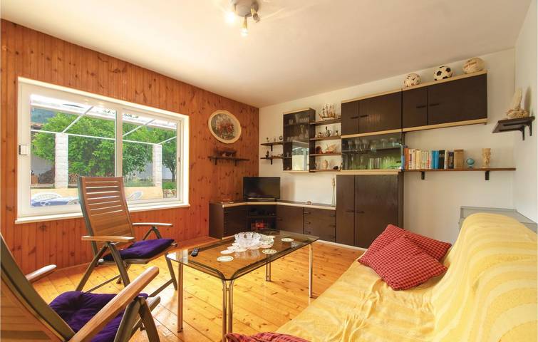 Ganze Ferienwohnung, Gemütliche 2-Zimmer-Wohnung – 400 m zum Strand, WLAN, Terrasse und Parkplatz in Račišće (Dalmatien), Korcula