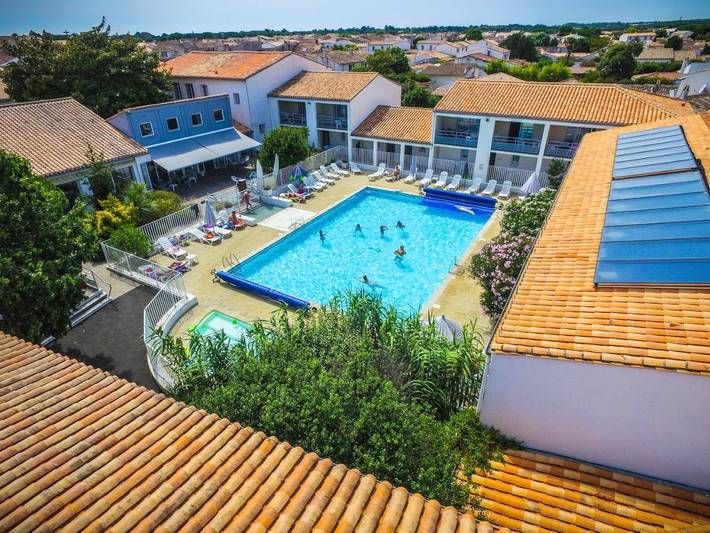 Parc de vacances pour 2 personnes, avec terrasse et piscine en Charente-Maritime - 2