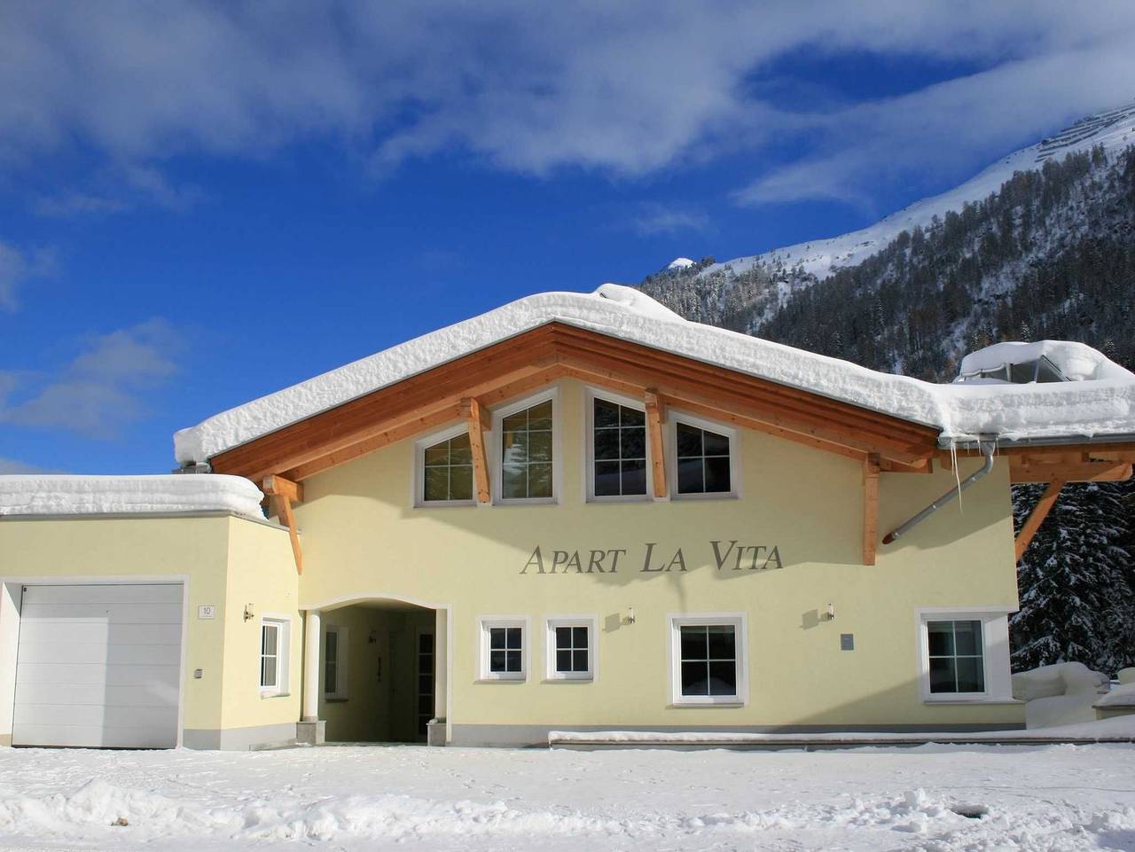 Ganze Wohnung, Apart La Vita - Appartement Mario in Lechtaler Alpen, Sankt Anton am Arlberg