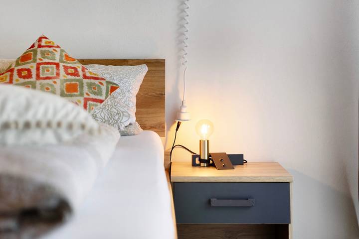 Hel lägenhet, Apartment '-4-die Vier, Studio 25qm' with Private Terrace, Shared Garden and Wi-Fi in Rosenfeld, Neckar-Alb