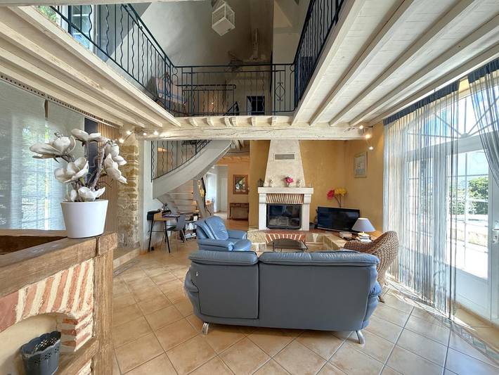 Gîte pour 6 personnes, avec jardin et terrasse dans Béarn - 2