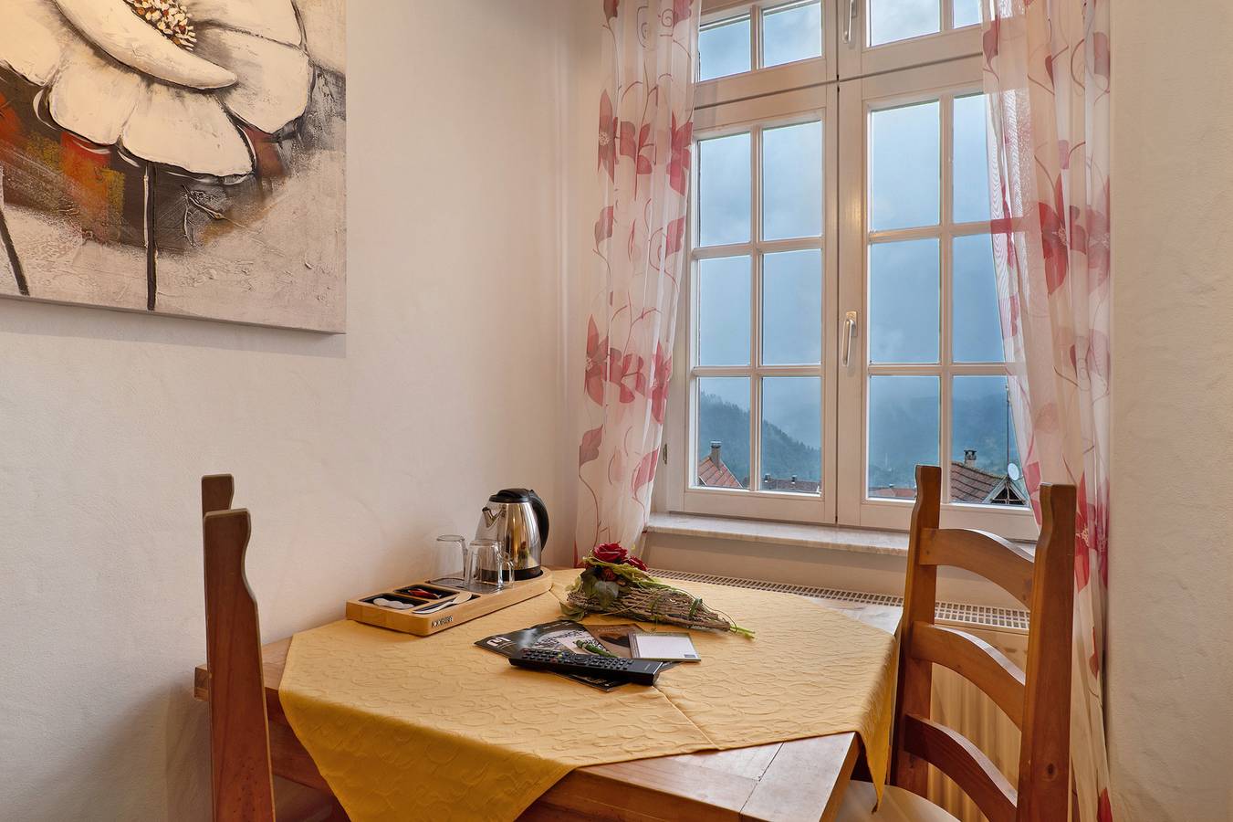 Zimmer 'Schwarzwald 2' mit gemeinsamer Terrasse, gemeinsamem Garten und Wlan in Forbach, Nordschwarzwald