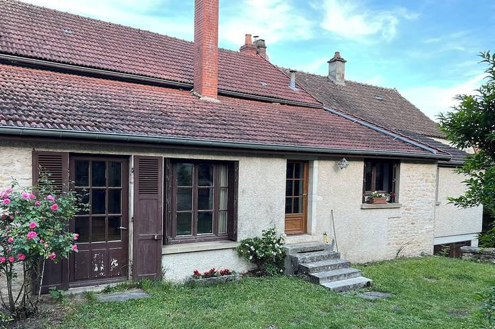 Gîte pour 4 personnes, avec terrasse et jardin à Bouilland