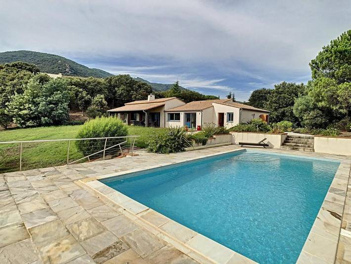 Maison de vacances pour 6 personnes, avec balcon et piscine
