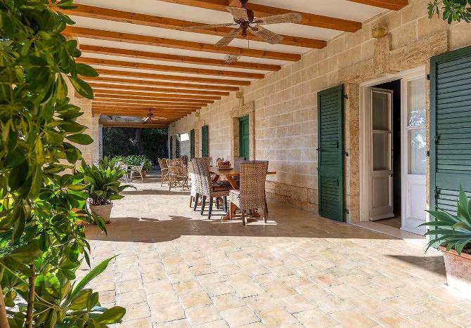 Location de vacances pour 4 personnes, avec terrasse et jardin, adapté aux familles à Taranto - 4